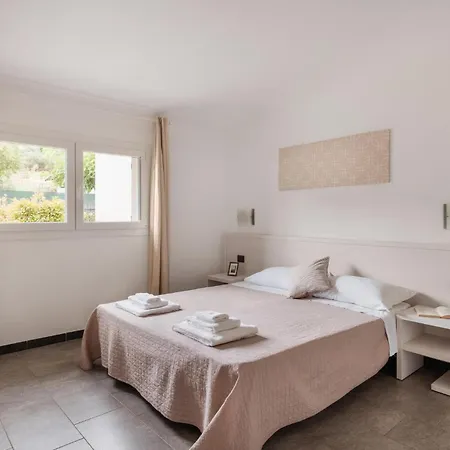 1 Bedroom In אימפריה